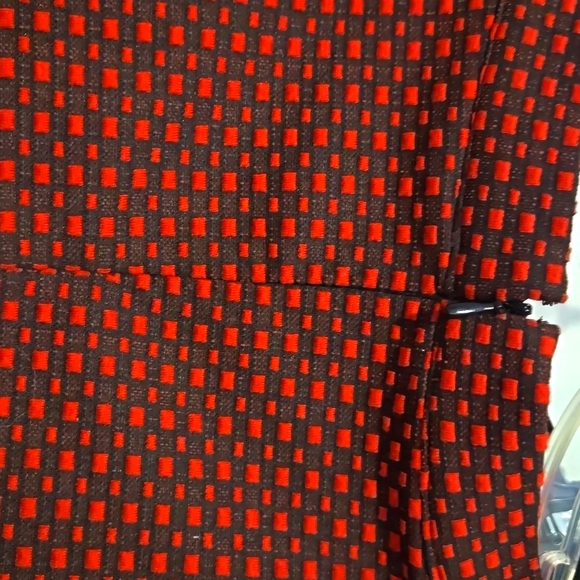 New York & Company matching skirt set - Picture 5 of 6